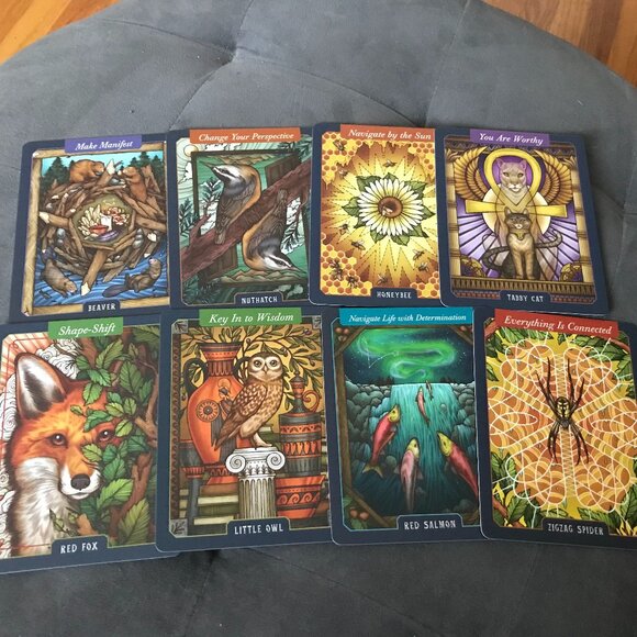 The Illustrated Bestiary Oracle Cards NEW Animal Oracle - Picture 4 of 6